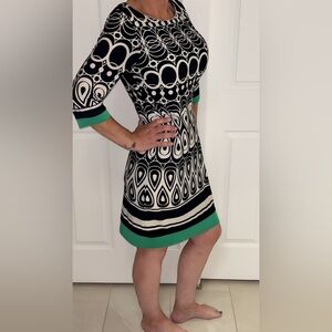 Sandra Darren Black and White Geometric Dress with Green Trim